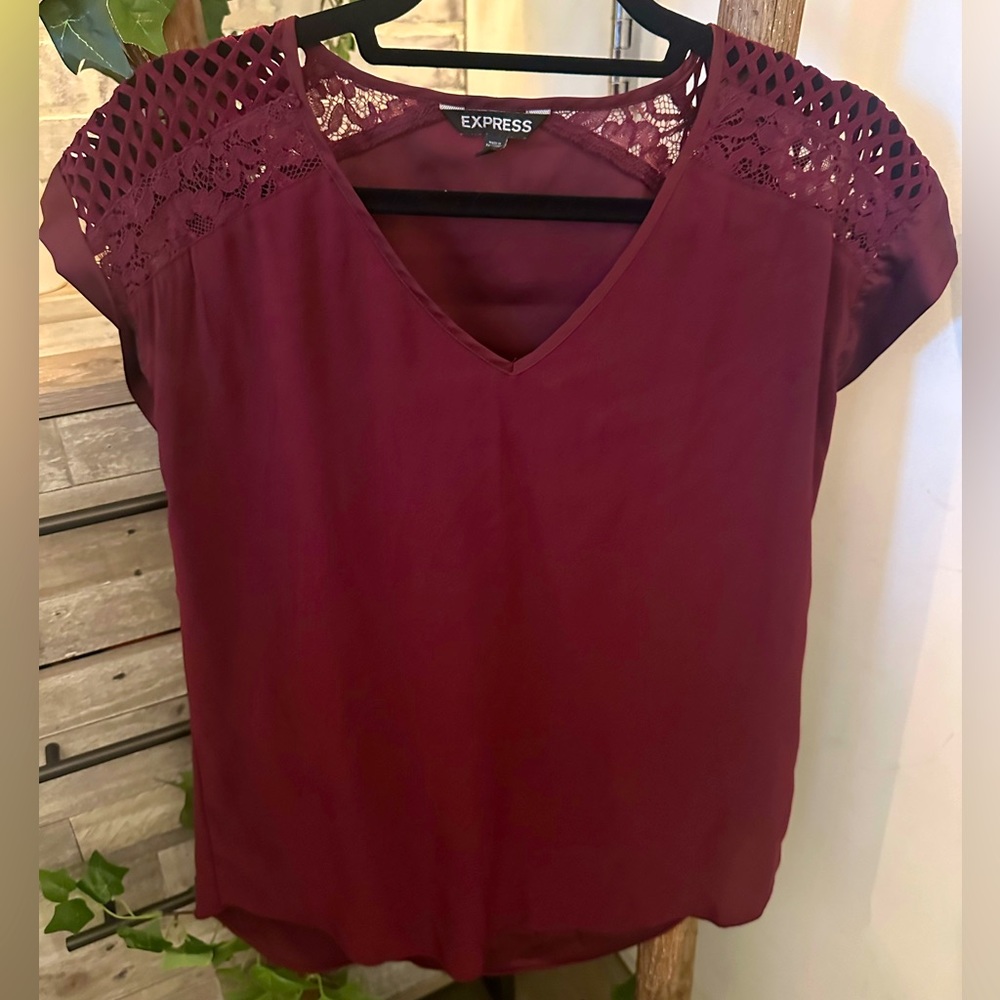 Maroon silk short sleeve blouse with lace detail - Picture 2 of 7